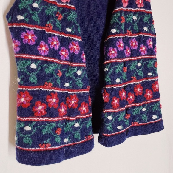 Vintage Susan Bristol Hand Embroidered Sweater Vest Design By Moussie - Picture 5 of 7